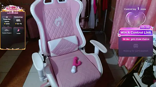 Maggie_Fox3