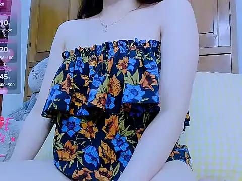 min_baby2000 live cam on StripChat