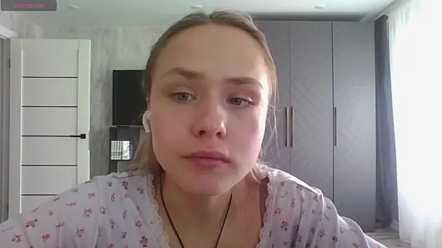 Annie_Cohn