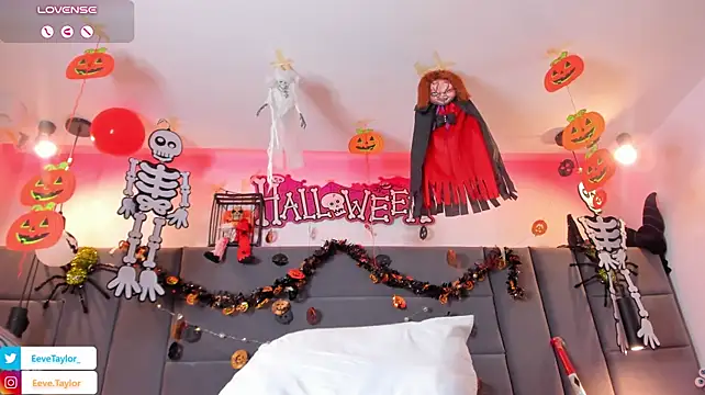 Eevee_Taylor