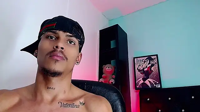 angel_foxc13 (M twink) - happy happy Angel