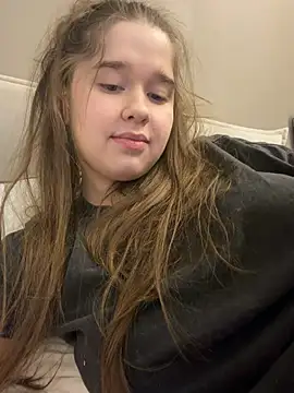 HornyGirlH