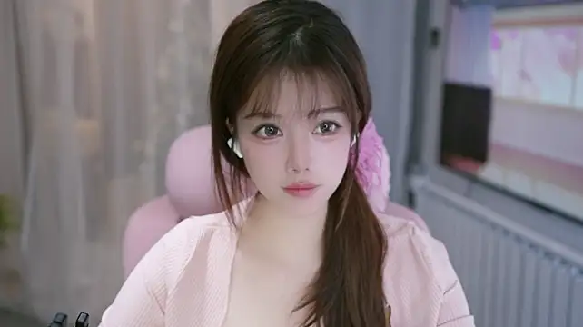 Cecily2