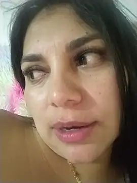 BlueeDiamond live sex cam