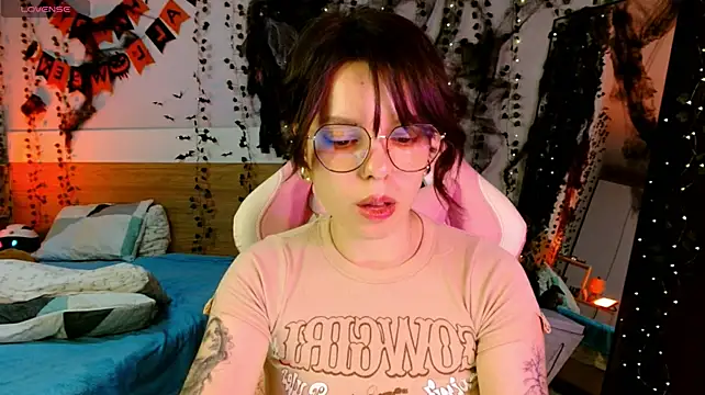 Maya_Campbell live cam on StripChat