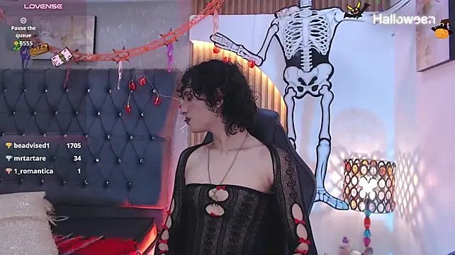 anaciet_evans (M twink) - show ass+ dick