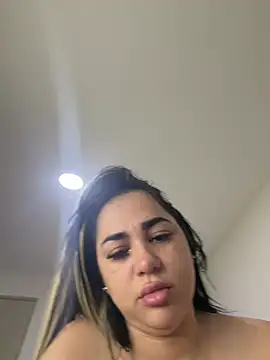 cherryvelvett33 (F young) - show full oil
