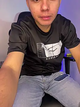 Liam_Mateo on Stripchat