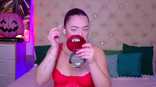 AVA_MAXIMUS