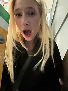 free chat now Michelle Lovique