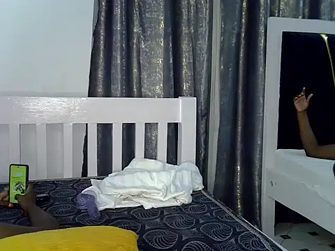 Sedductresz live cam on StripChat
