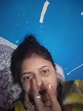 Muskannjii live cam on StripChat