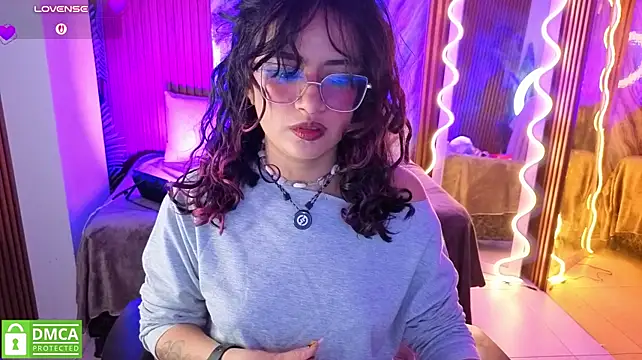 kristen_tay