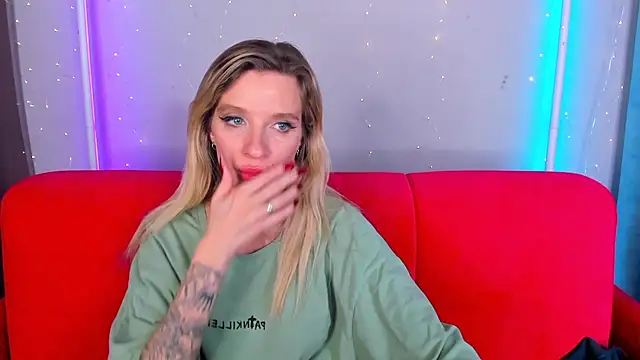 AlinaLovelyX