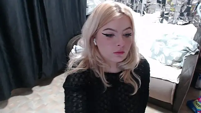 Red_Blonde_ webcam