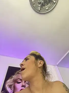viktoria_davis_