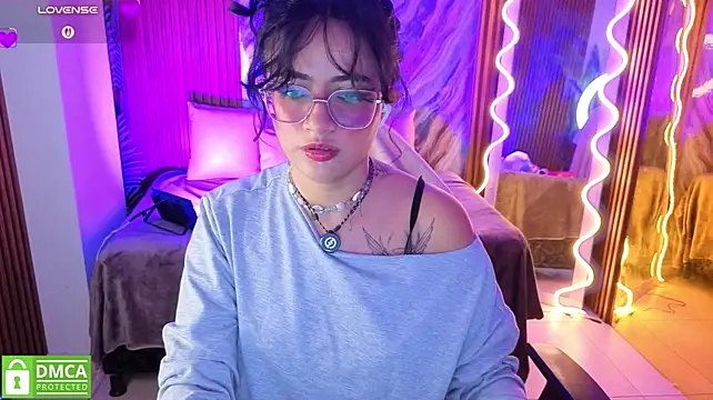 kristen_tay