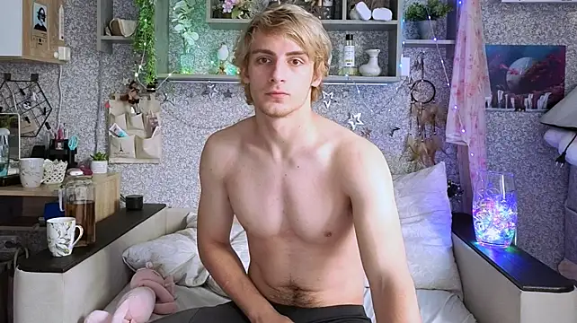 BloodyBlondiee