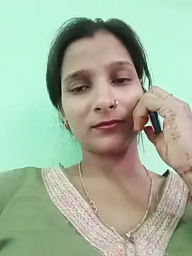 Hot-Nisha01