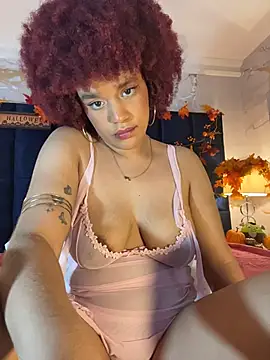 Live-Webcam-Show mit loladupont - Interaktive Lovense-Toys verfügbar