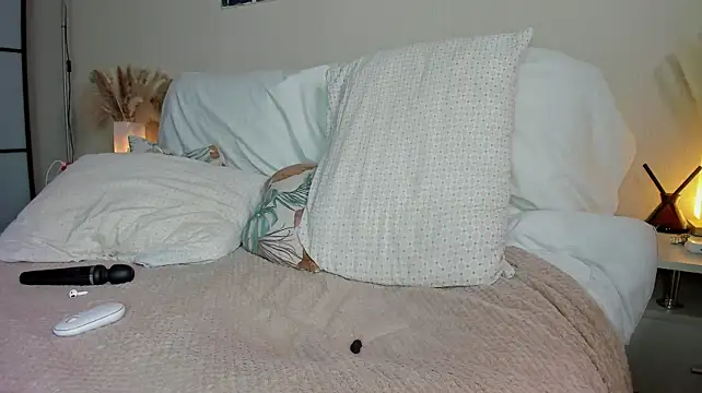 Roxana_Moon webcam