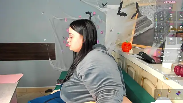 natali_xl (F teen) - spread ass