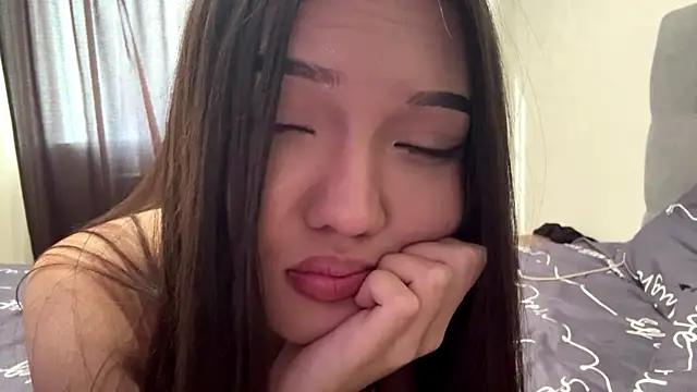 ashleyquast (F teen) - Pussy masturbation close-up