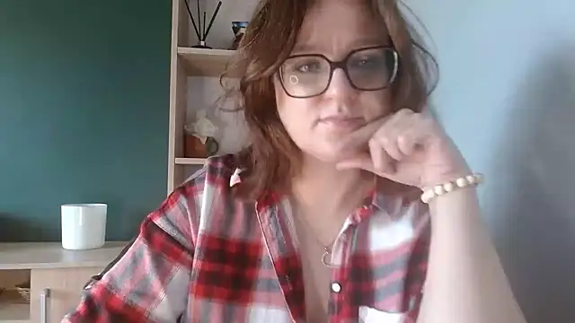 sensual_paris (F young) - #brunettes #brunettes-young #cam2cam #cheap-privates #cheap-privates-white #cheap-privates-young #dirty-talk #glamour #handy #hd #medium #moderately-priced-cam2cam #sexting #white #white-young #young