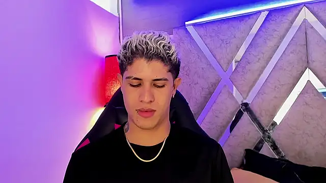 dominic_connor