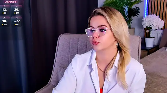 PrincessSlay webcam