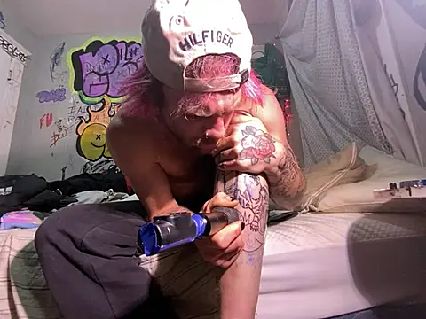gothboiplzty