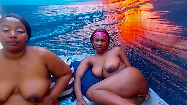 JUICYASSxx28