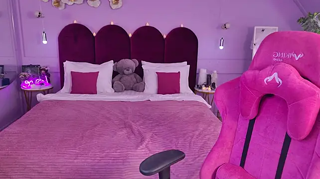 TianaFoxy