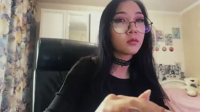 JoiePaschall live cam on StripChat