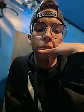 Webcam porno en directo de Andres_boy252