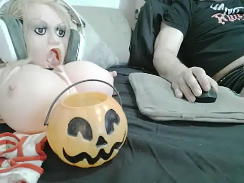 messi_syssy live cam on StripChat