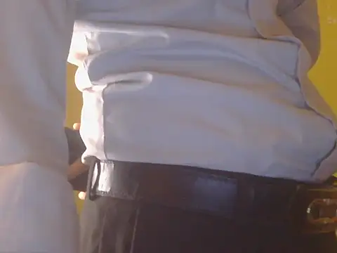 Stubborndesiboy live cam on StripChat