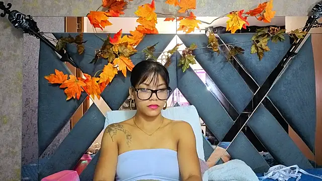Malia_fox live cam on StripChat