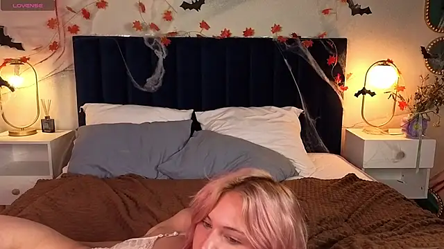 MilliePuff live cam on StripChat
