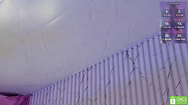 Naomy_tay1