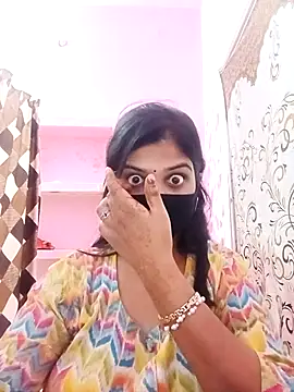 BEAUTIFUL_WIFE02 live cam on StripChat