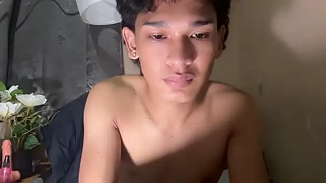 Imjustasluttyintownx