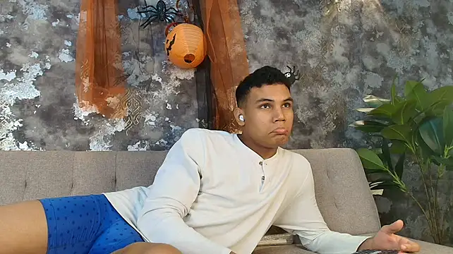 Axel_Calloway webcam