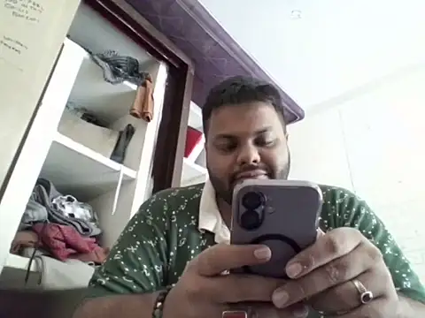 motalund1997 live cam on StripChat