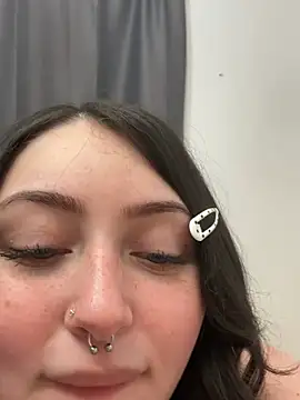 Evemeqt live cam preview