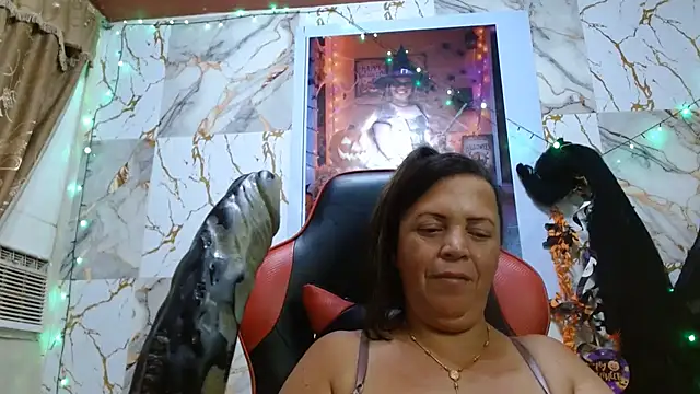 alina_maturehot