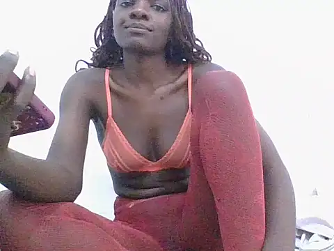ebonypetite2