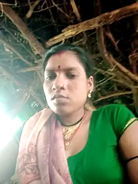 Lavanya_hot