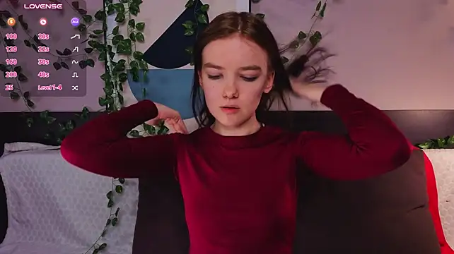 NylaVeyne