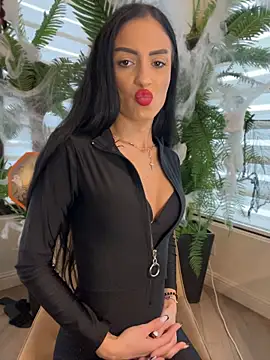 FeetVibe live cam on StripChat